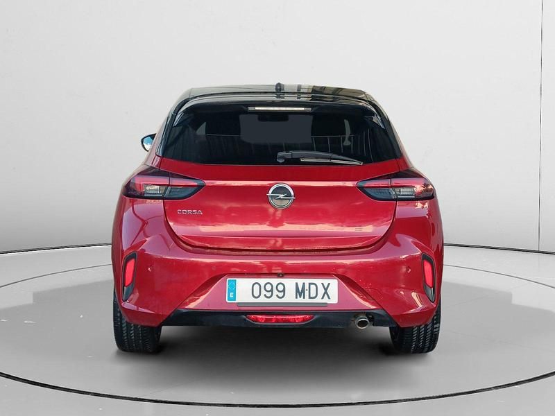 Usado Opel Corsa GS Line 102 CV (75 kW) 2022 Negro Utilitario