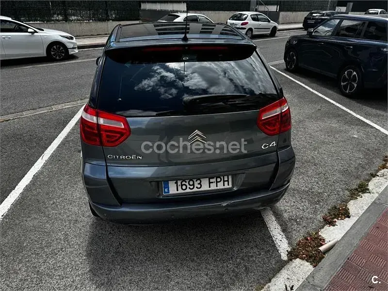 Usado Citroën C4 Picasso Live 99 CV (72 kW) 2017 Gris / plata Monovolumen