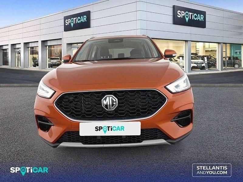 Usado MG ZS Comfort 107 CV (78 kW) 2025 Naranja SUV