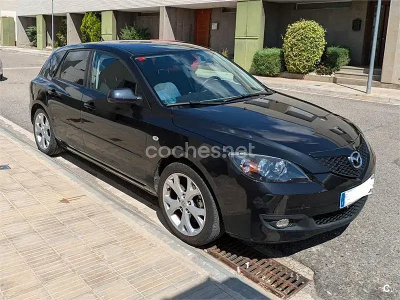 Usado Mazda 3 Sportive 150 CV (110 kW) 2006 Negro Berlina