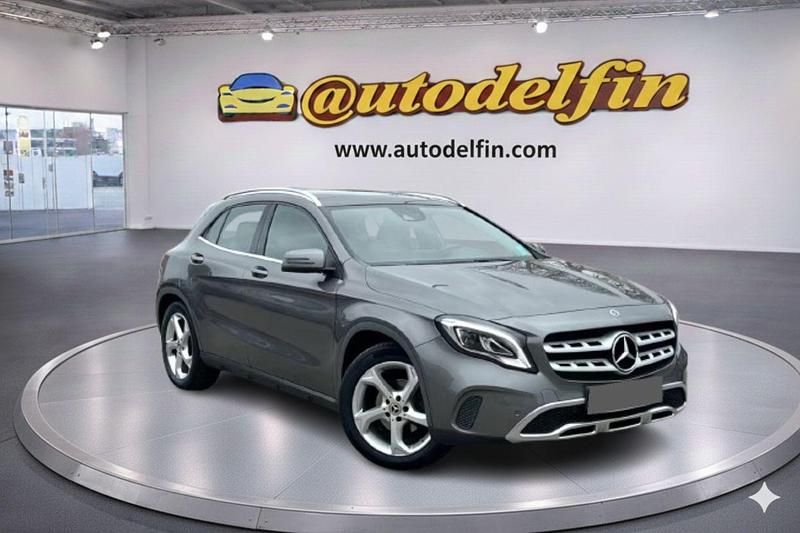 Usado Mercedes GLA220 Style 177 CV (130 kW) 2016 Gris SUV
