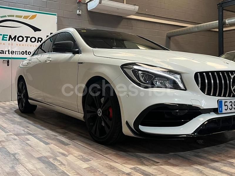 Usado Mercedes CLA200 AMG line 136 CV (100 kW) 2016 Blanco Berlina