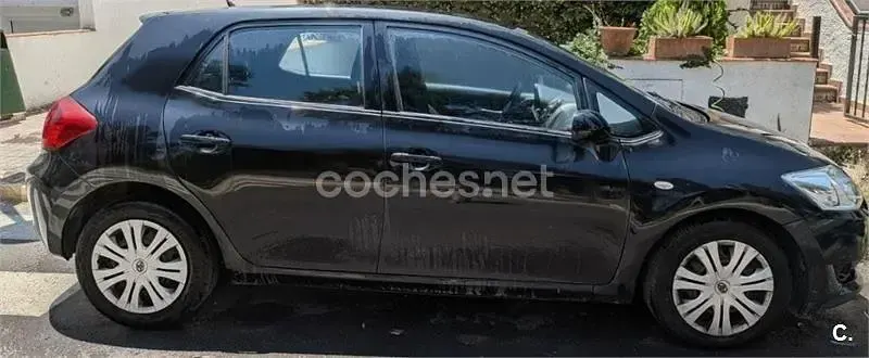 Usado Toyota Auris Active 126 CV (92 kW) 2008 Negro Utilitario