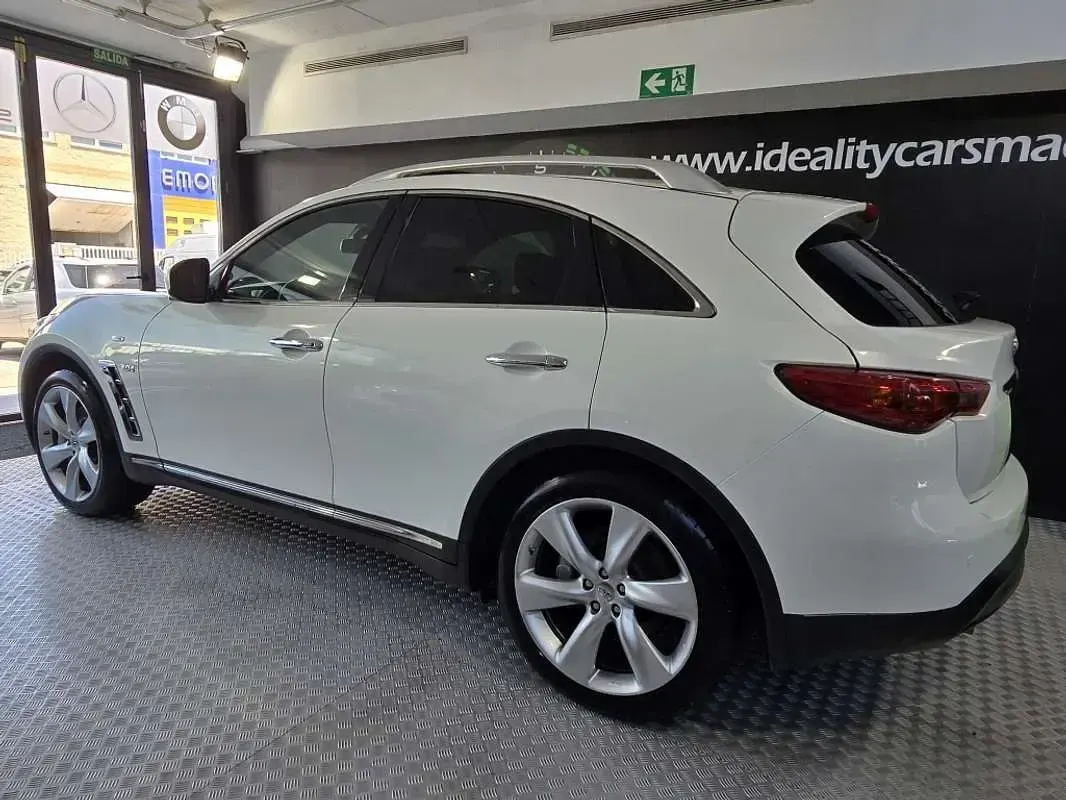 Usado Infiniti Fx30 Premium 238 CV (175 kW) 2013 Blanco SUV