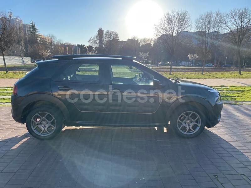 Usado Citroën C4 Feel 82 CV (60 kW) 2015 Negro Berlina