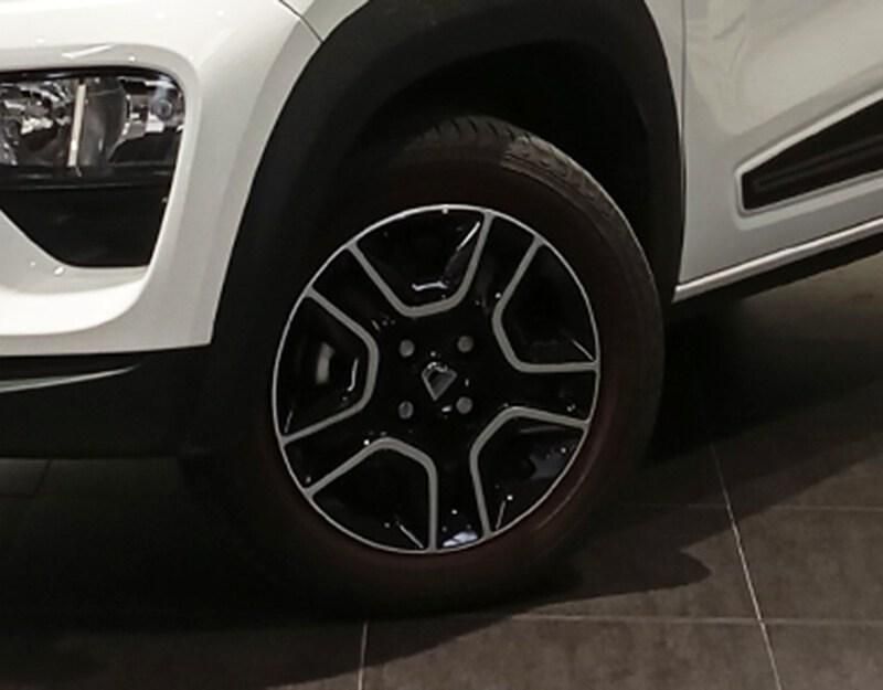 Usado Dacia Spring Essentiel 33 kW (45 CV) 2023 Blanco Utilitario