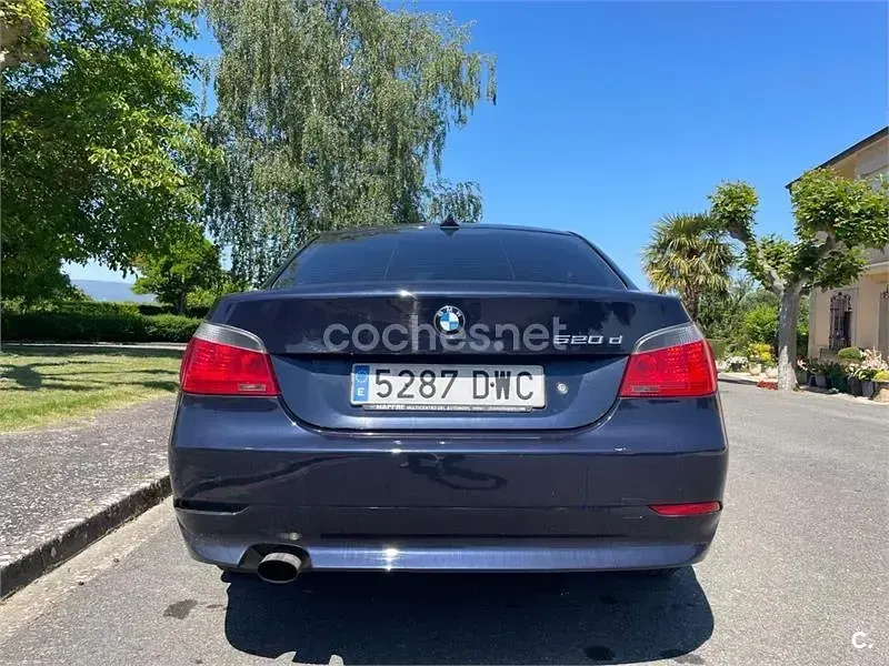 Usado BMW 520 163 CV (119 kW) 2006 Azul Berlina