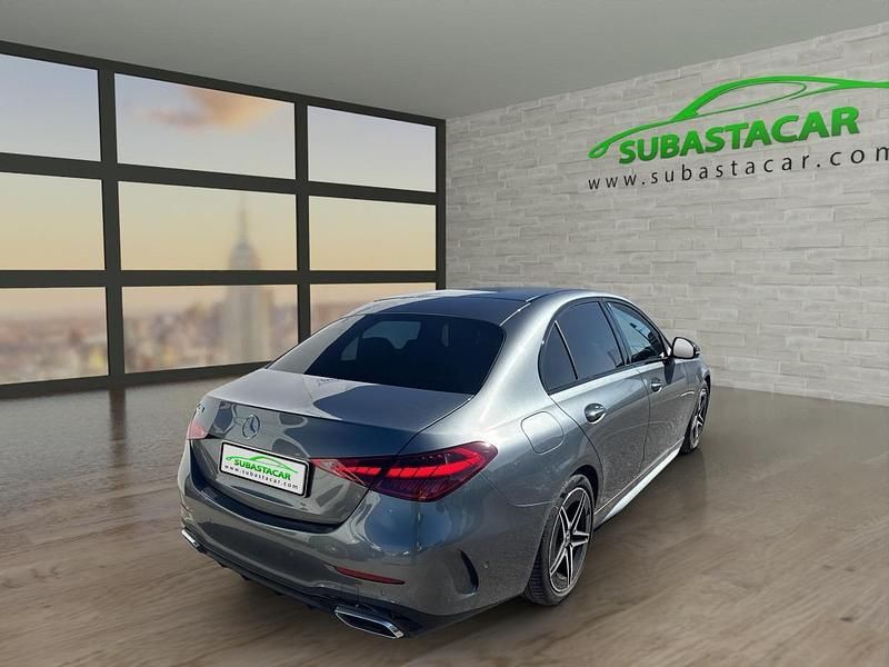 Usado Mercedes C200 204 CV (150 kW) 2022 Gris metalizado Berlina