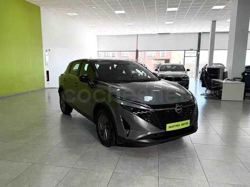 Usado Nissan Qashqai Acenta 158 CV (116 kW) 2025 Gris / plata SUV
