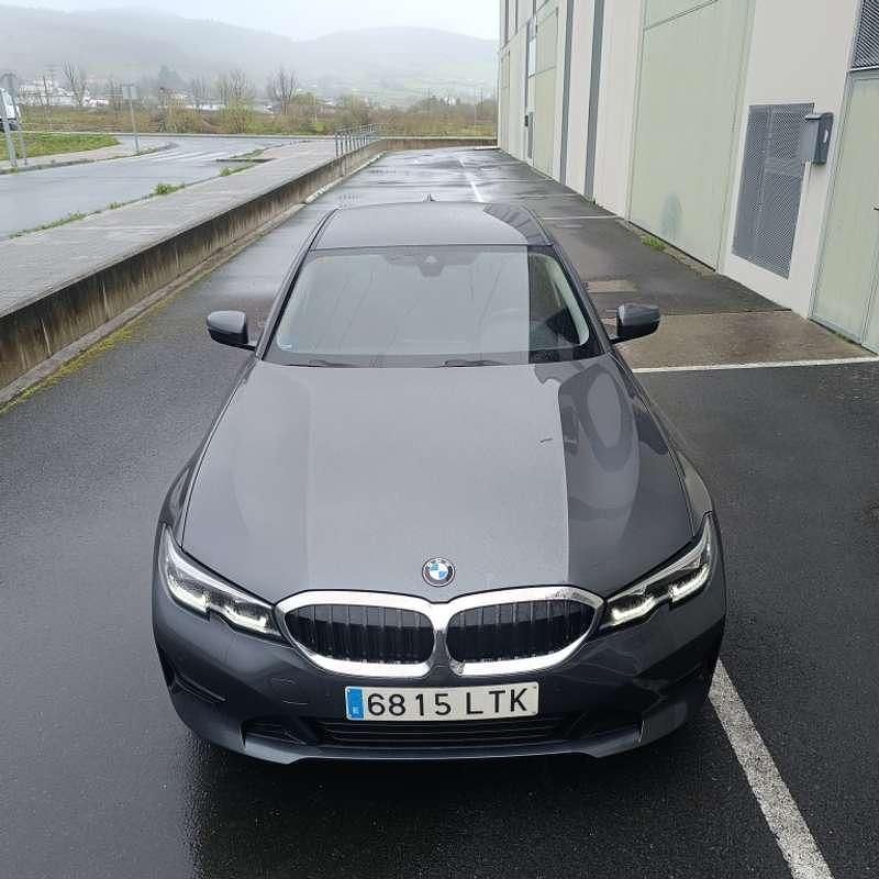 Usado BMW 318 150 CV (110 kW) 2021 Gris Berlina