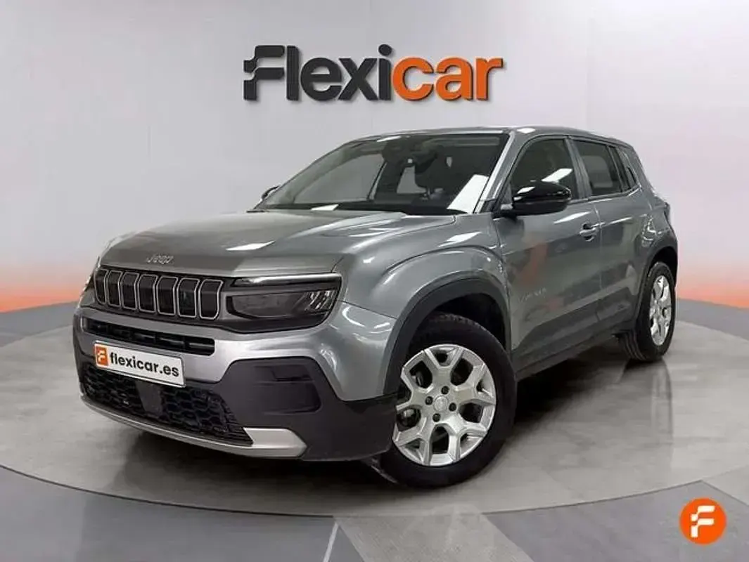 Usado Jeep Avenger Longitude 101 CV (74 kW) 2024 Gris SUV