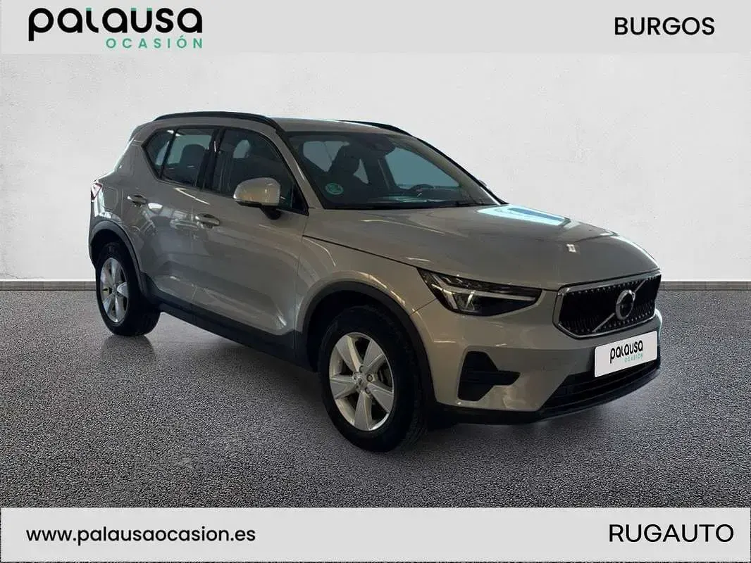 Usado Volvo XC40 129 CV (94 kW) 2022 Plateado SUV