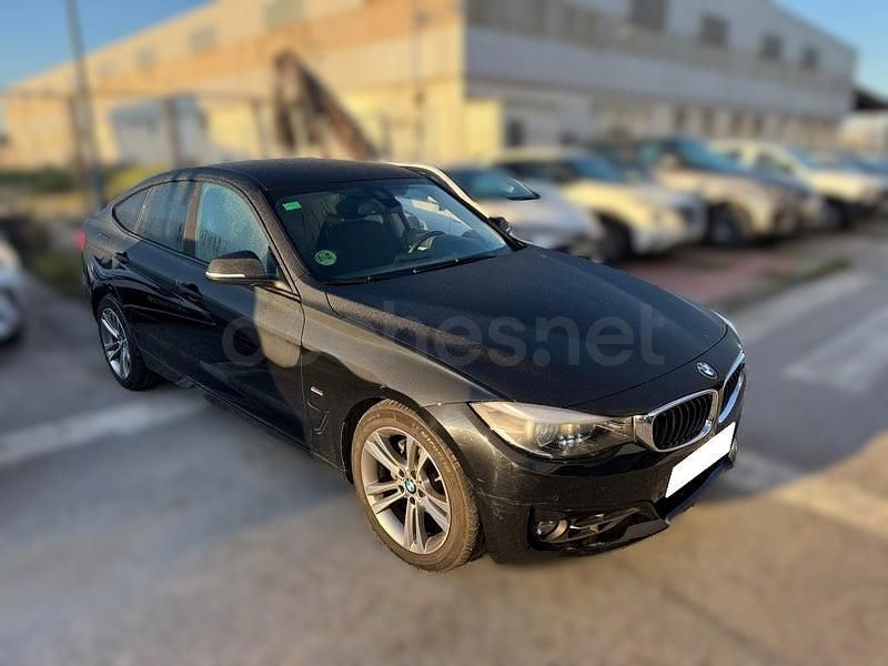 Usado BMW 320 Gran Turismo 190 CV (139 kW) 2018 Gris / plata Berlina