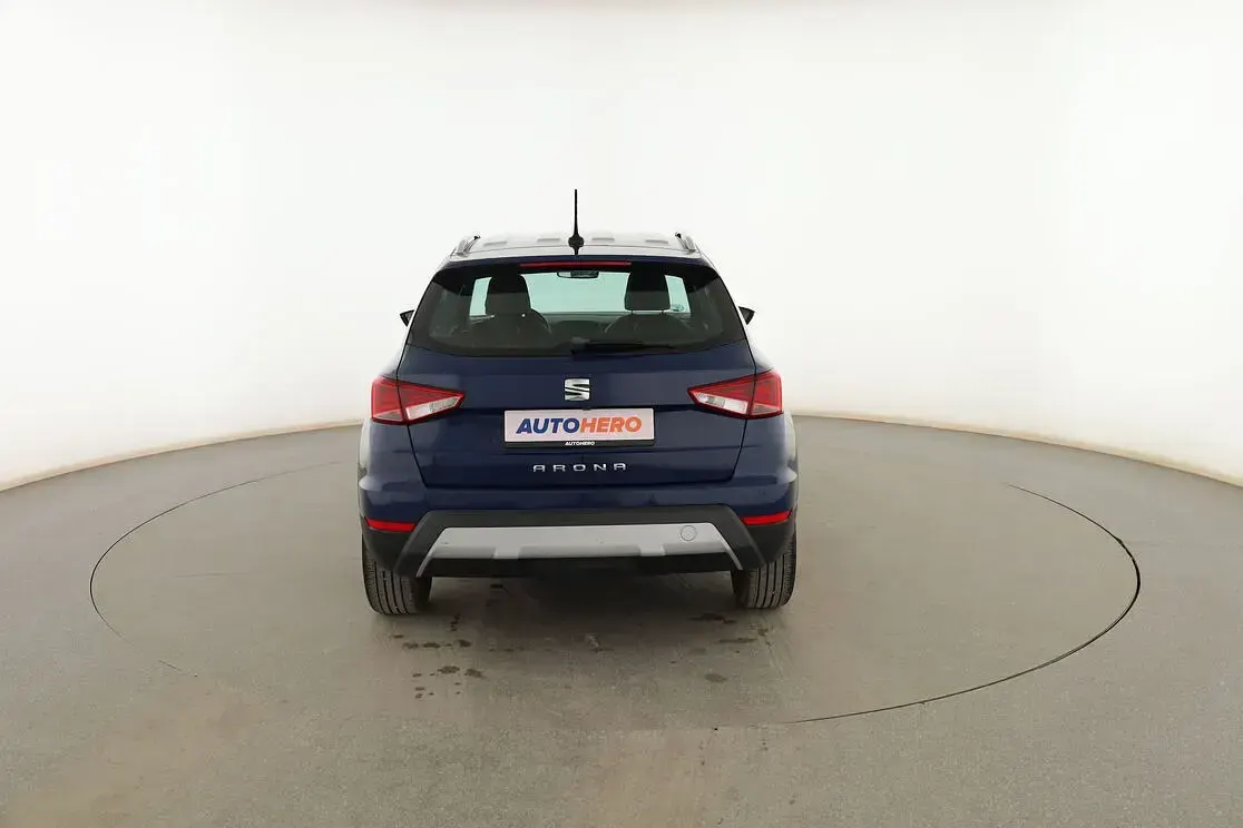 Usado Seat Arona XCELLENCE 115 CV (84 kW) 2018 Azul SUV