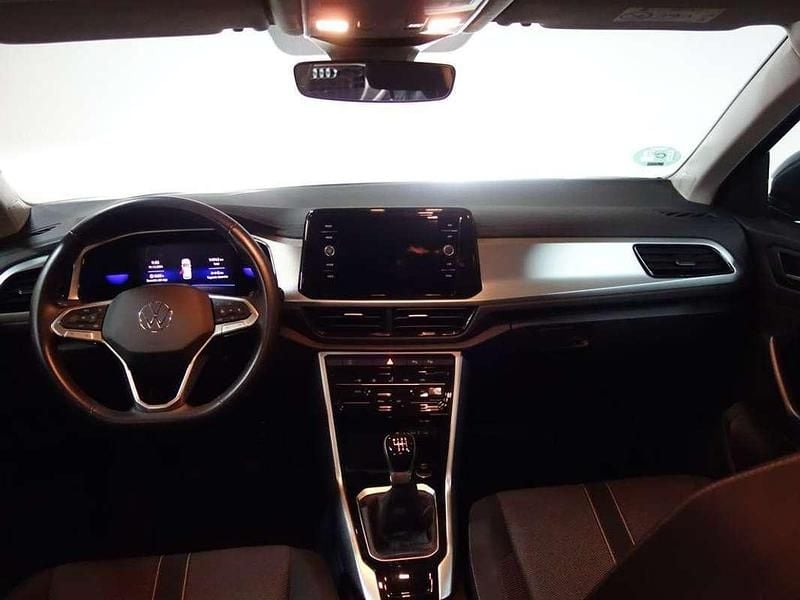 Usado VW T-Roc Life 150 CV (110 kW) 2024 Azul SUV