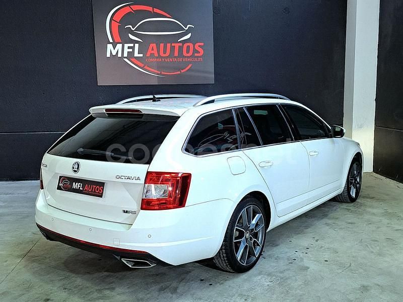 Usado Skoda Octavia RS 184 CV (135 kW) 2014 Blanco Familiar