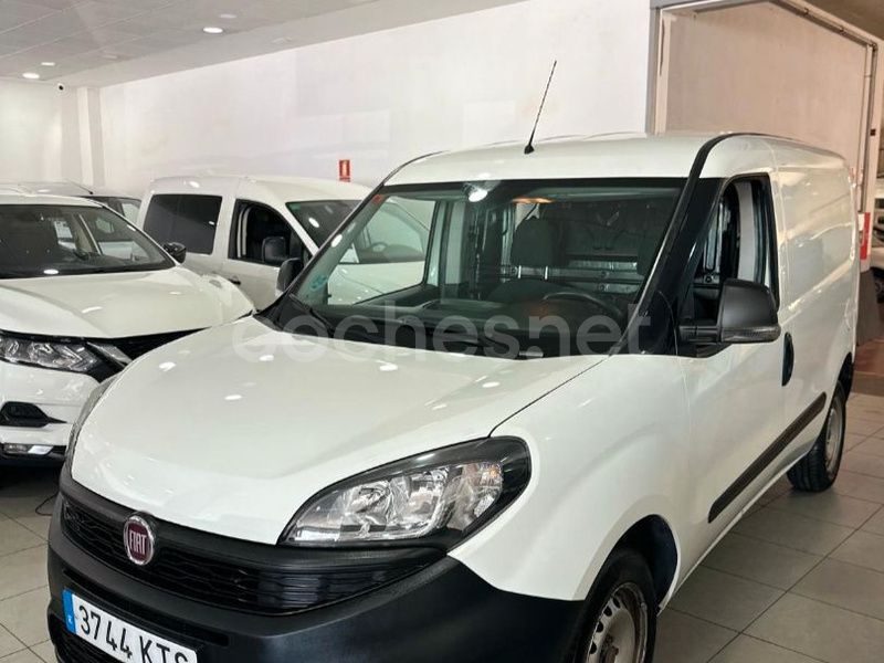 Blanco Usado 2019 Fiat Doblò Easy Monovolumen | 7490 € (Super precio) - Imagen 1/4