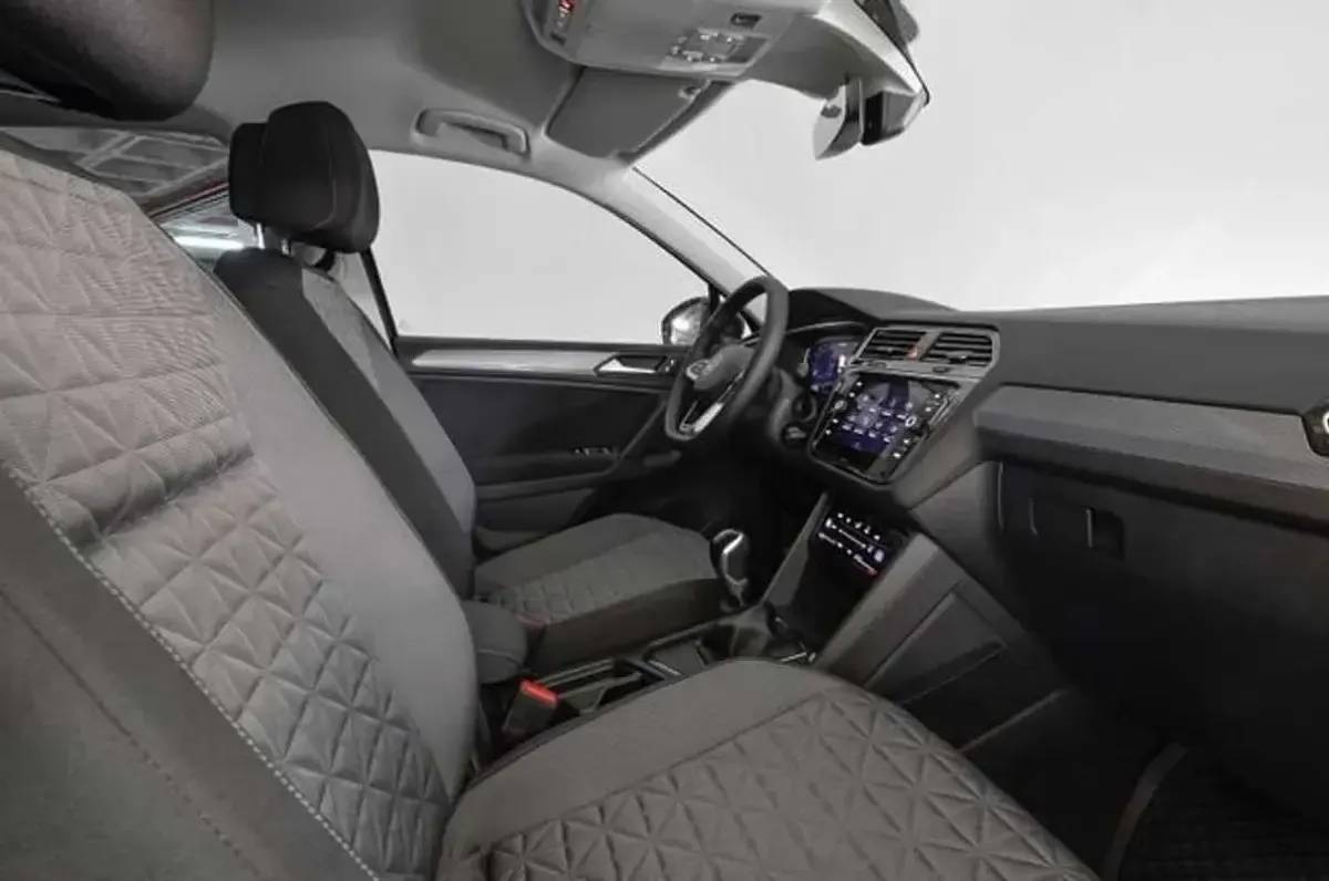 Usado VW Tiguan 131 CV (96 kW) 2022 Gris SUV