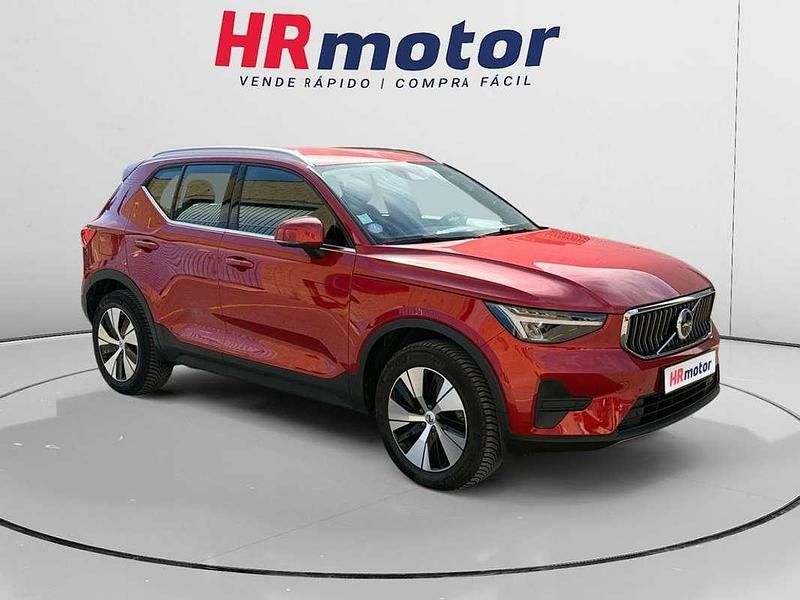 Blanco Usado 2023 Volvo XC40 Core SUV | 29.290 € (Precio justo) - Imagen 1/4