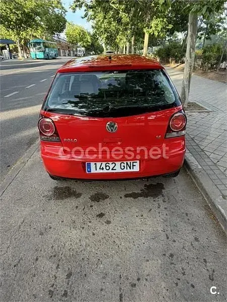 Usado VW Polo United 80 CV (58 kW) 2009 Rojo Utilitario