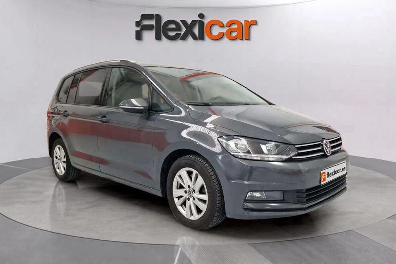 Gris Usado 2020 VW Touran Business Monovolumen | 22.990 € (Precio justo) - Imagen 1/4