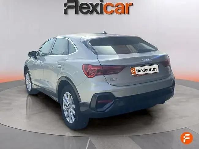 Käytetty Audi Q3 150 HP (110 kW) 2020 Valkoinen Katumaasturi