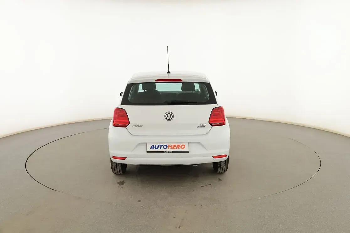 Usado VW Polo Edition 75 CV (55 kW) 2015 Blanco Berlina