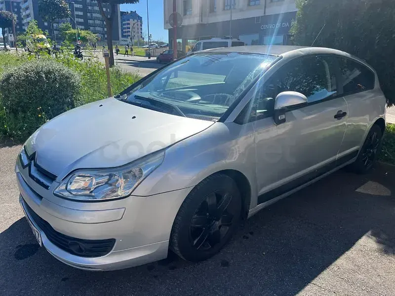 Usado Citroën C4 110 CV (80 kW) 2007 Gris / plata Berlina