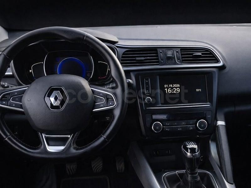 Usado Renault Kadjar Zen 130 CV (95 kW) 2017 Negro SUV