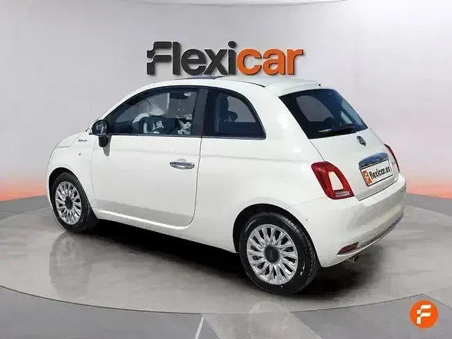 Usado Fiat 500 Dolcevita 70 CV (51 kW) 2021 Amarillo Berlina
