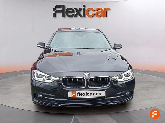 Usado BMW 318 150 CV (110 kW) 2019 Negro Familiar