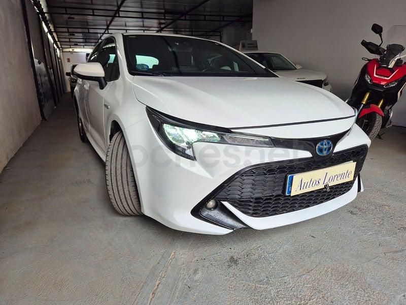 Usado Toyota Corolla Active 122 CV (89 kW) 2020 Blanco Berlina