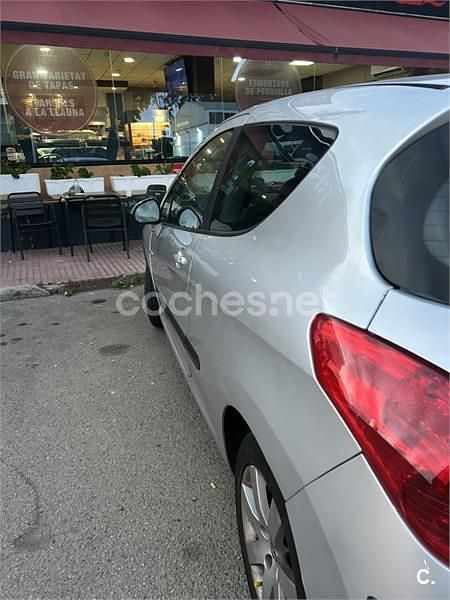 Gris / plata Usado 2007 Peugeot 308 Sport Berlina | 3200 € (Precio justo) - Imagen 1/4