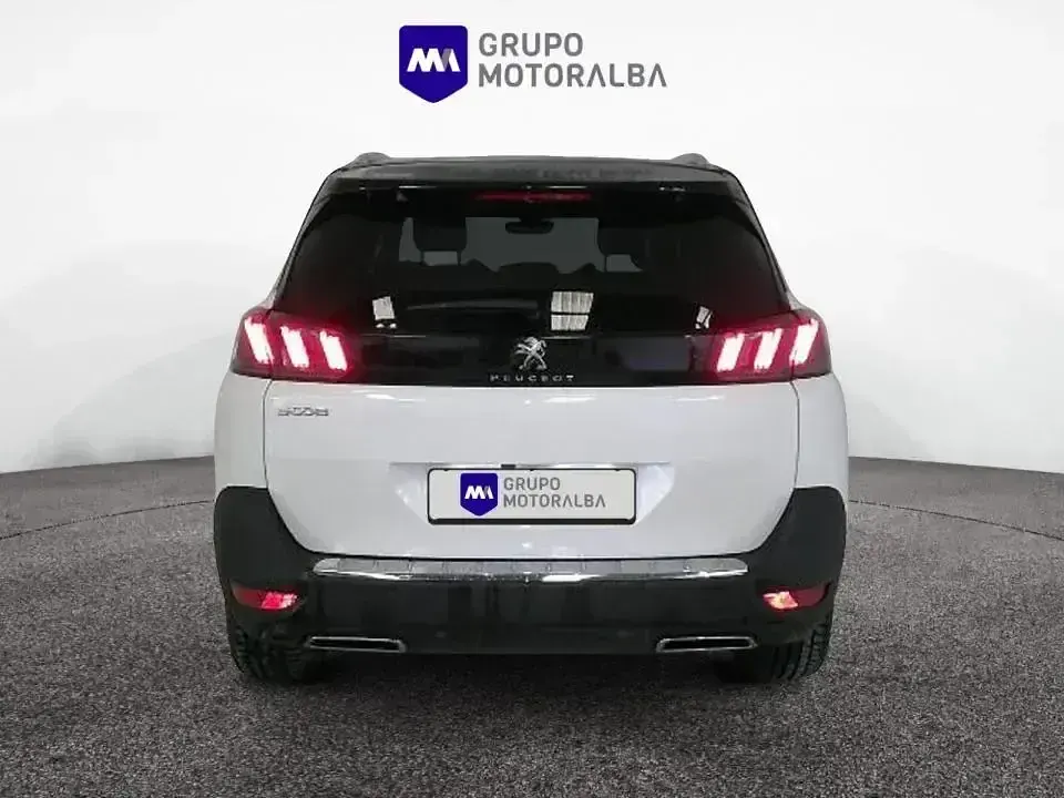 Usado Peugeot 5008 GT 130 CV (95 kW) 2021 Blanco SUV