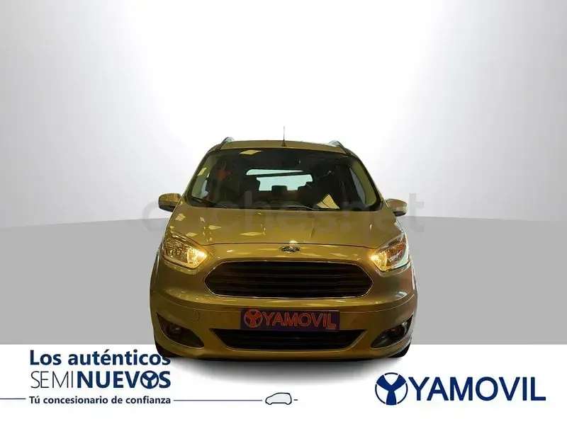Usado Ford Tourneo Courier Titanium 102 CV (75 kW) 2017 Gris / plata Monovolumen