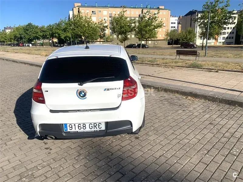 Usado BMW 118 143 CV (105 kW) 2009 Blanco Utilitario