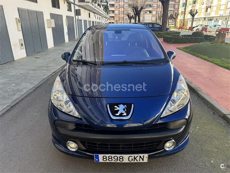 Usado Peugeot 207 Sport 90 CV (66 kW) 2009 Azul Berlina
