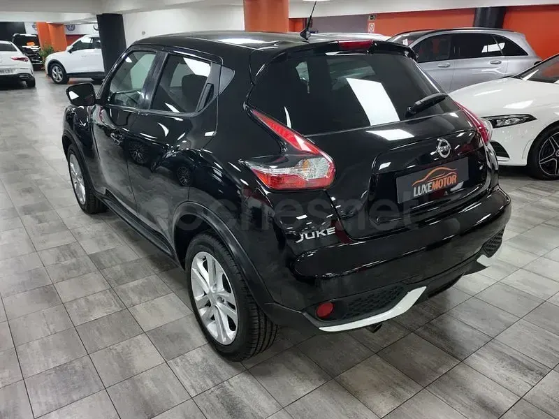 Usado Nissan Juke N-Connecta 115 CV (84 kW) 2017 Negro SUV