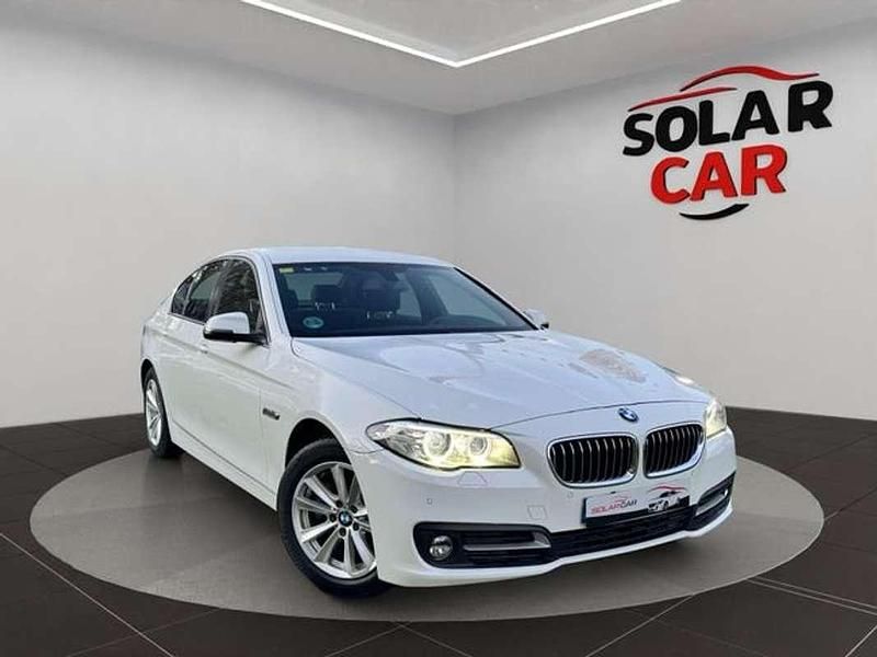 Usado BMW 520 Comfort Edition 190 CV (139 kW) 2015 Blanco Berlina