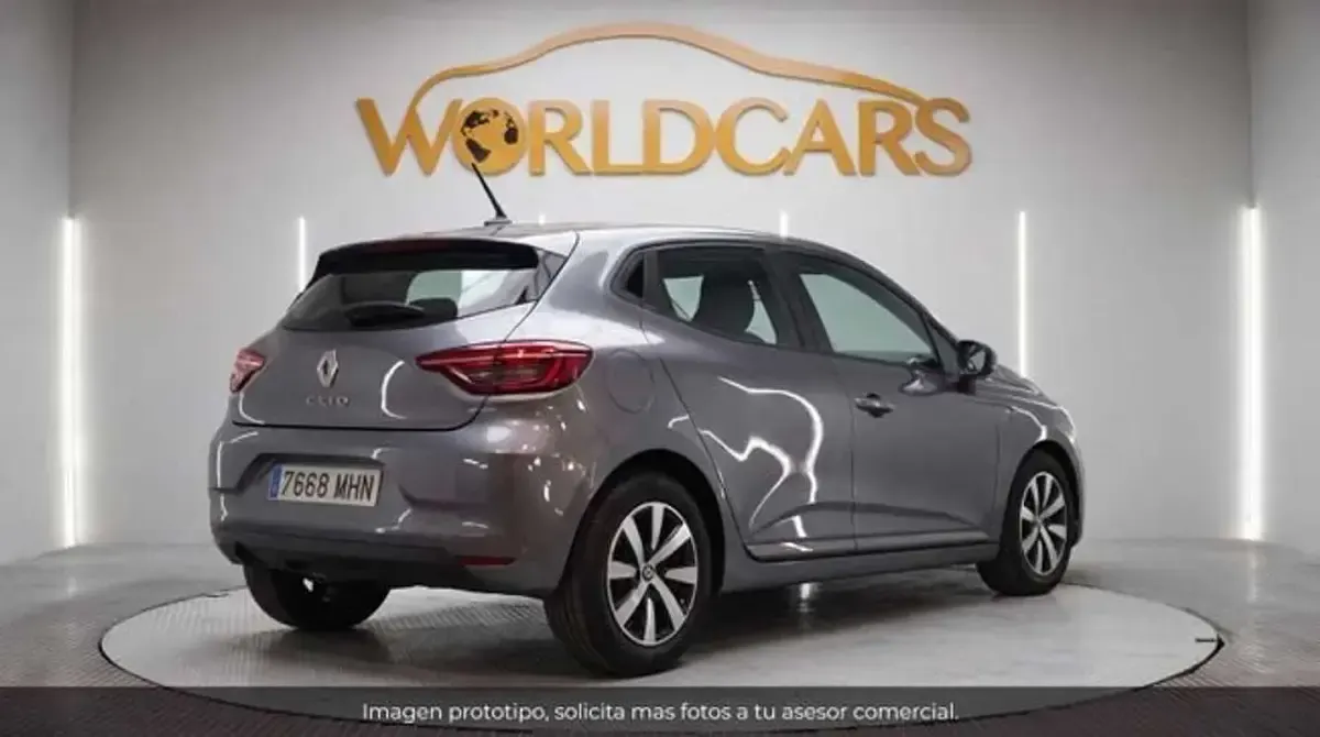Usado Renault Clio Equilibre 101 CV (74 kW) 2023 Gris Utilitario