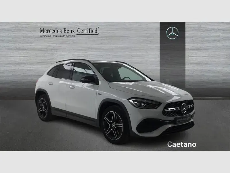 Usado Mercedes GLA250 218 CV (160 kW) 2020 Blanco SUV