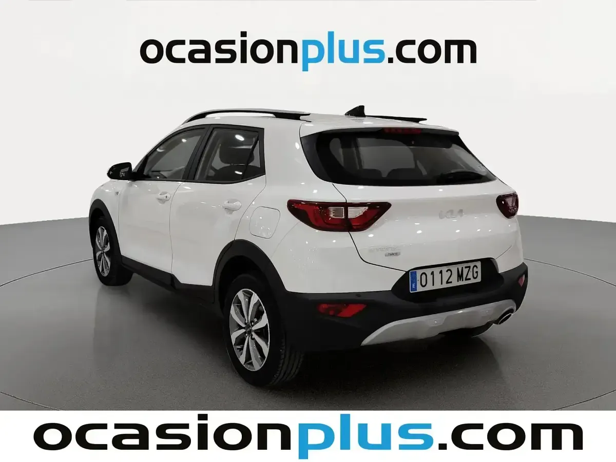 Usado Kia Stonic 100 CV (73 kW) 2025 Blanco SUV