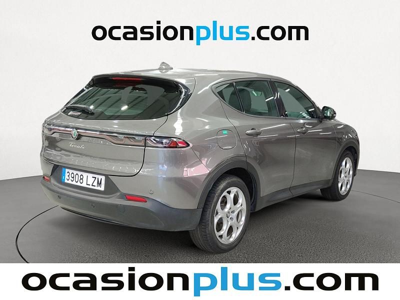 Usado Alfa Romeo Tonale Sprint 130 CV (95 kW) 2022 Gris SUV