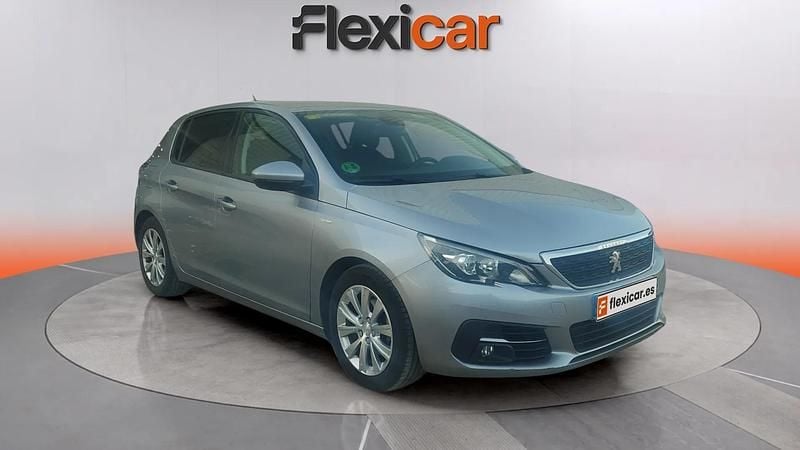 Usado Peugeot 308 Style 131 CV (96 kW) 2020 Gris Berlina