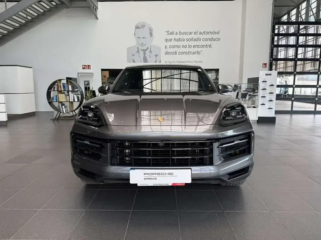 Usado Porsche Cayenne E-Hybrid 470 CV (345 kW) 2023 Gris SUV