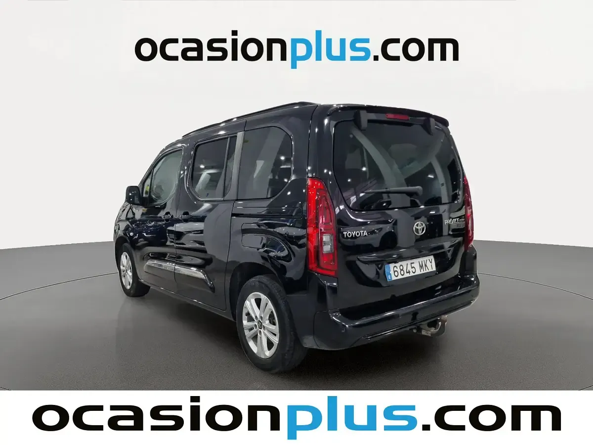 Usado Toyota Proace Verso Active 131 CV (96 kW) 2023 Negro Familiar
