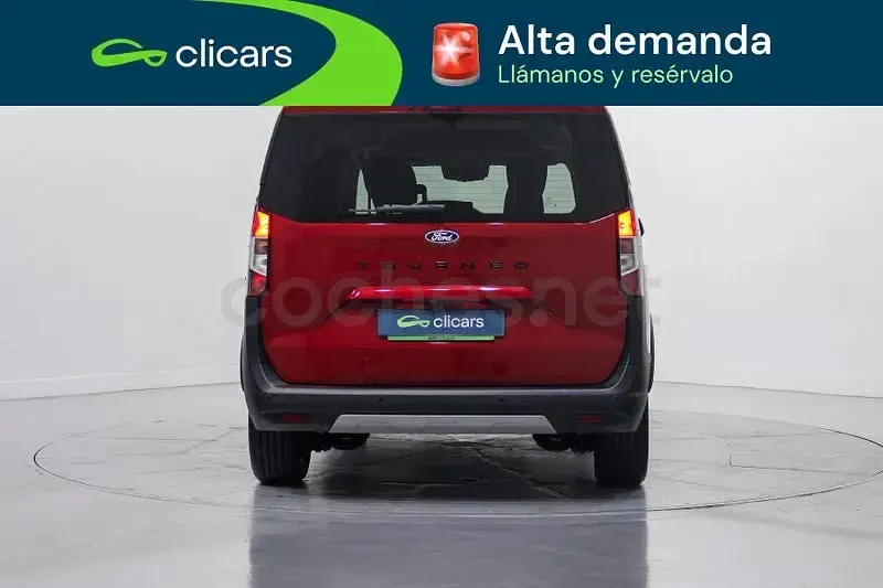 Usado Ford Tourneo Courier Active 125 CV (91 kW) 2024 Rojo Monovolumen