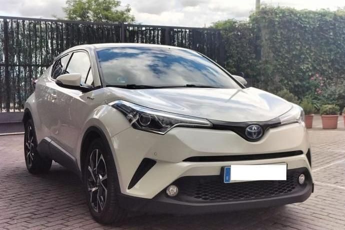 Usado Toyota C-HR Advance 122 CV (89 kW) 2021 Blanco SUV