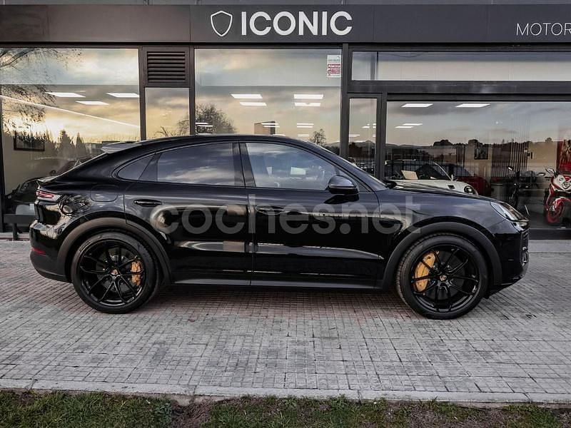 Usado Porsche Cayenne Turbo E-Hybrid 739 CV (543 kW) 2025 Negro SUV