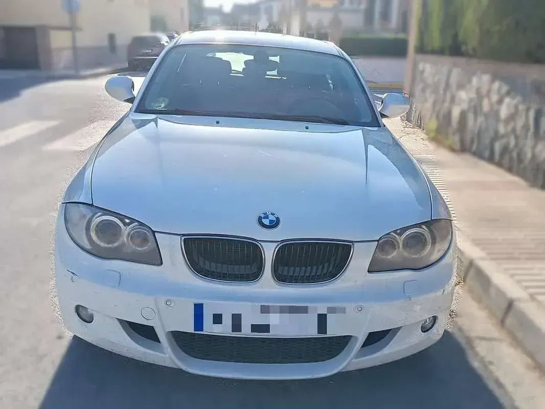 Usado BMW 116 116 CV (85 kW) 2011 Blanco Utilitario